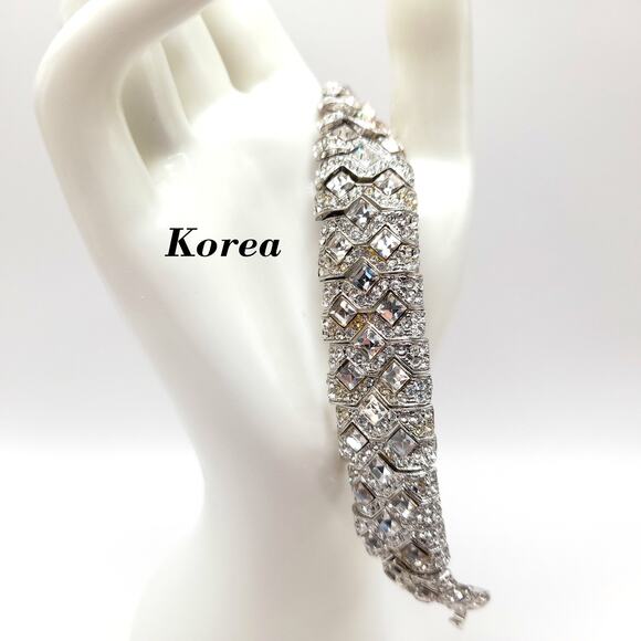 Vintage Korea Clear Rhinestone Bracelet Art Deco Style Wedding Jewelry 7.5 In